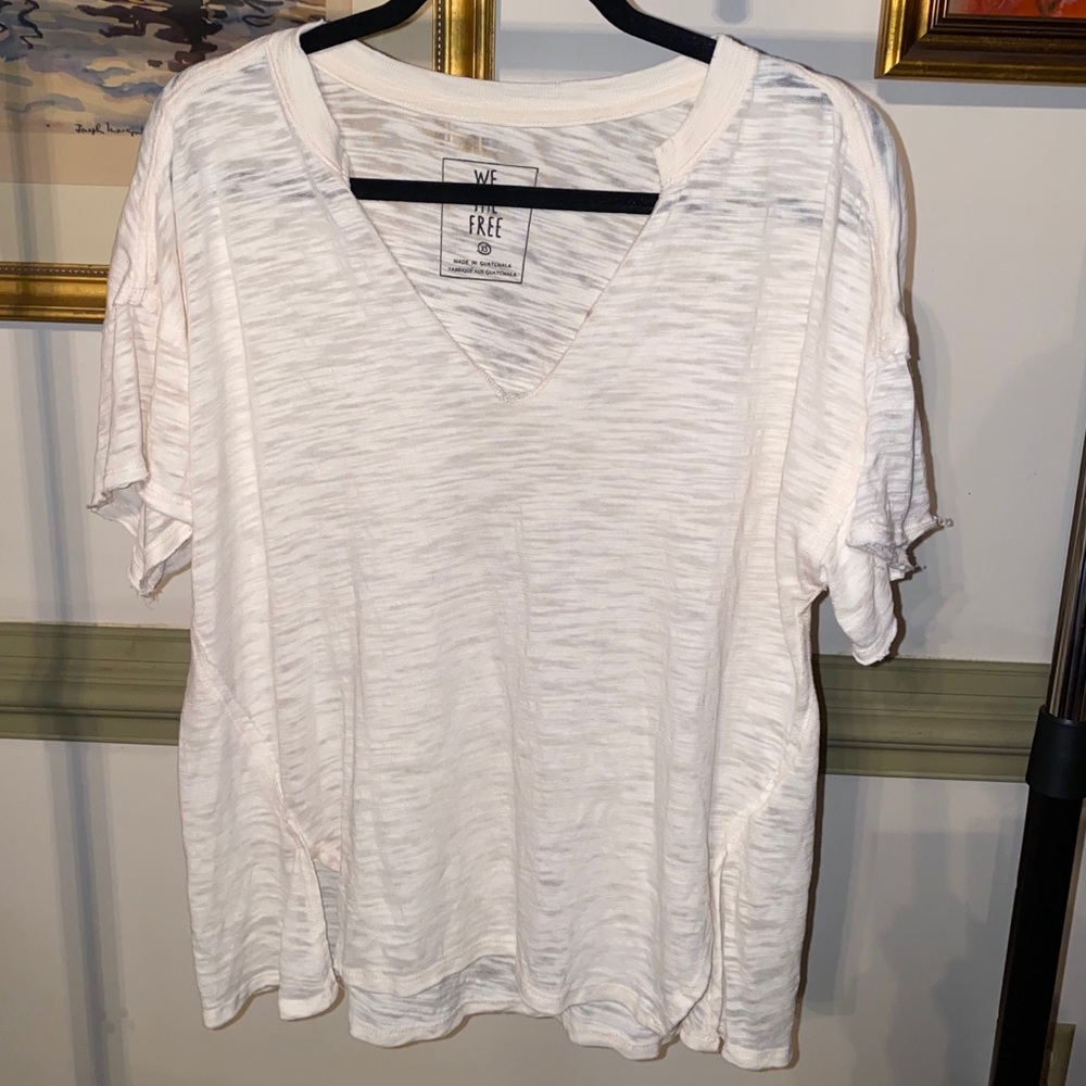 We the Free XS tee shirt